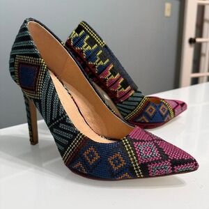 Liliana Aztec Pattern Stiletto Heels • Colorful Tribal Pumps • Size 9